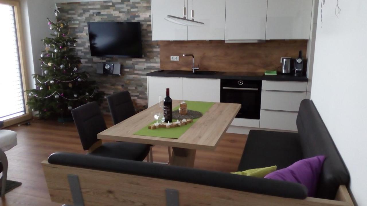 Sonnen-Appartement Heidi 상트미카엘임룽가우 외부 사진